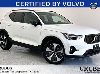 Certified 2025 Volvo XC40 B5 Plus video 1