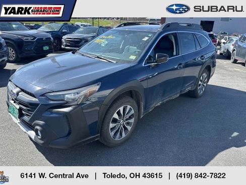 Certified 2023 Subaru Outback Limited AWD/4WD image 1