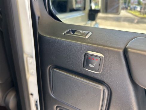 Used 2017 Mercedes-Benz G 550 Squared image 42