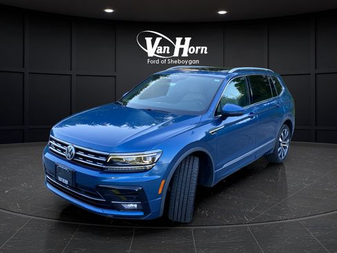 Used 2019 Volkswagen Tiguan SEL Premium R-Line AWD/4WD image 3