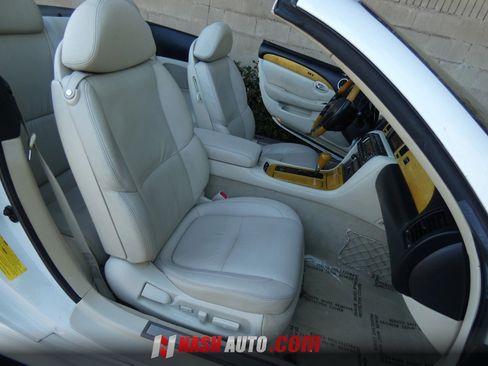 Used 2003 Lexus SC 430 Convertible RWD image 25