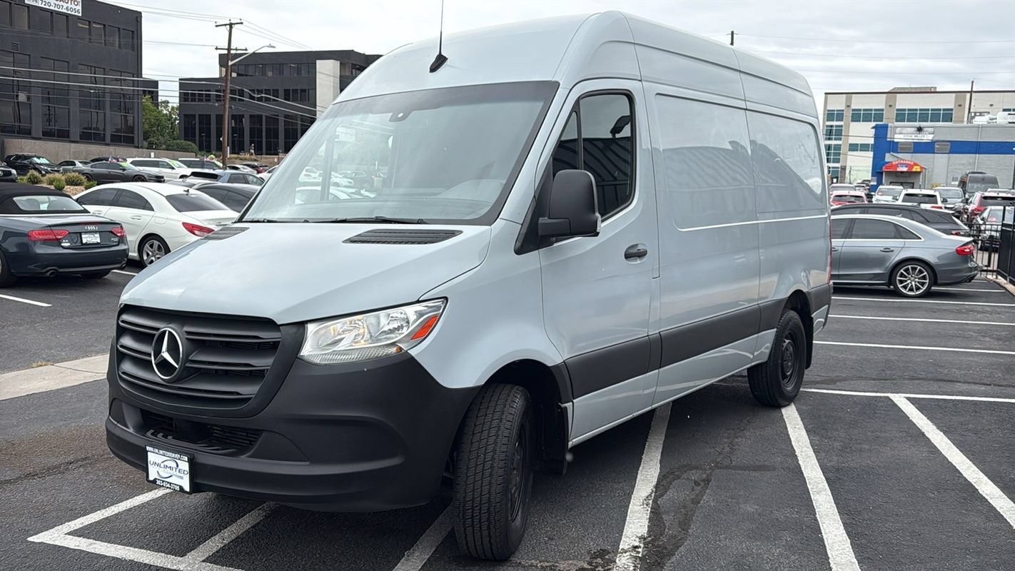 Used 2020 Mercedes-Benz Sprinter 2500 image 7