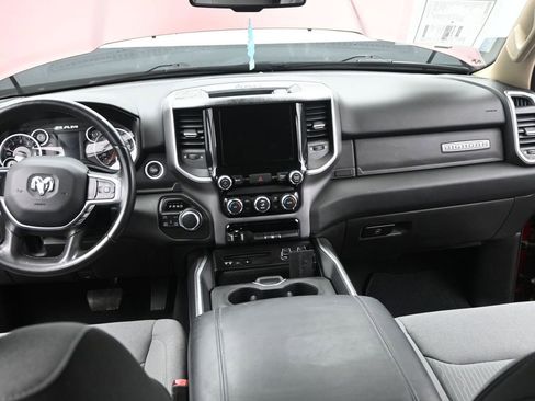 Used 2019 RAM 1500 Big Horn image 24