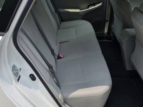 Used 2012 Toyota Prius Three FWD image 34