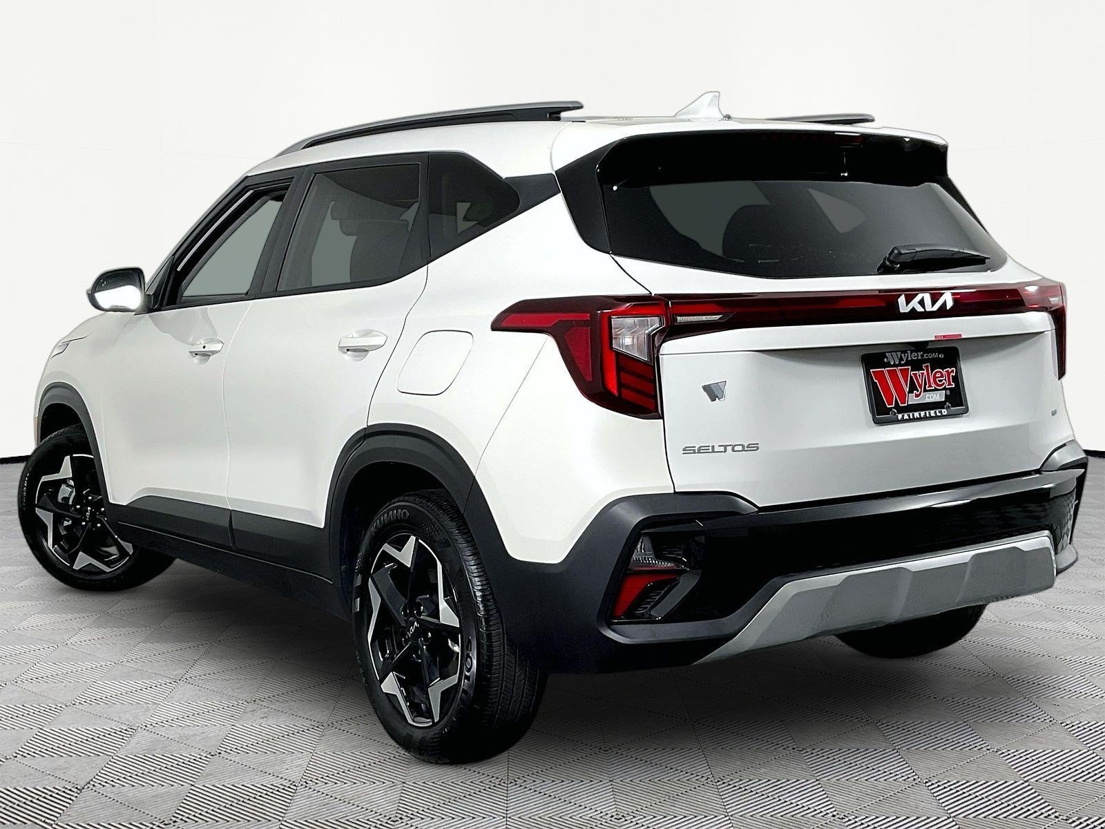 Certified 2026 Kia Seltos S AWD/4WD image 4