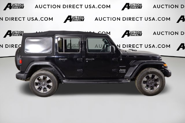 Used 2018 Jeep Wrangler Unlimited Sahara AWD/4WD image 41
