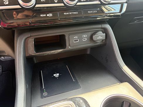 Certified 2025 Honda Pilot EX-L image 22