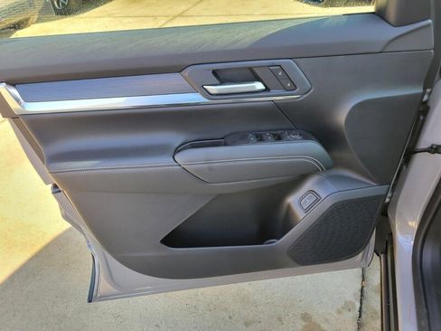 New 2026 GMC Terrain Elevation w/ Elevation Premium Package image 22