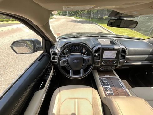 Used 2020 Ford Expedition Platinum AWD/4WD image 23