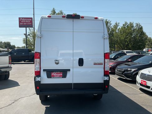 Used 2021 RAM ProMaster 2500 FWD image 5