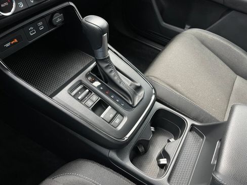 Certified 2025 Honda CR-V EX image 19
