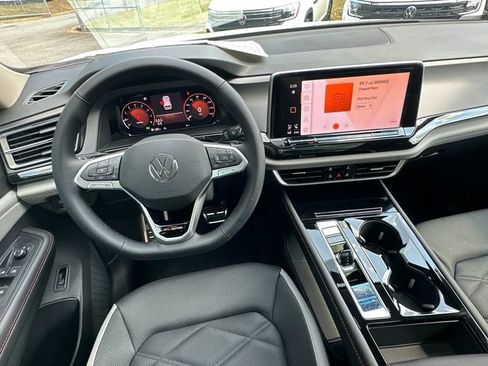 New 2026 Volkswagen Atlas Peak Edition AWD/4WD image 29