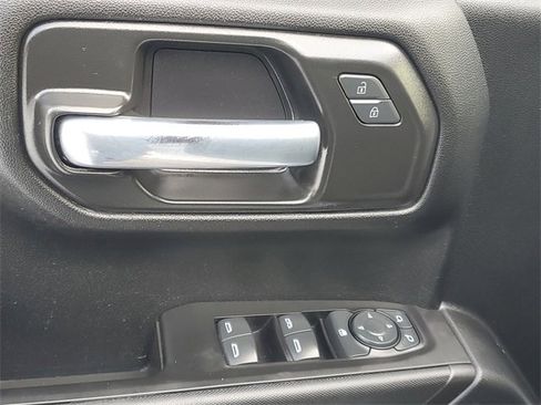 Used 2021 Chevrolet Silverado 1500 Custom Trail Boss w/ Safety Confidence Package image 16