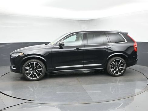Used 2024 Volvo XC90 B5 Plus w/ Protection Package AWD/4WD image 6