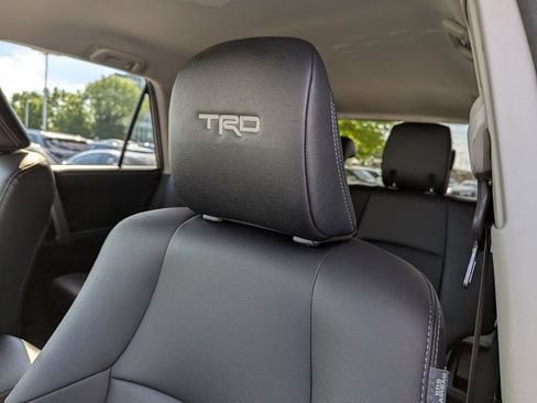 Used 2022 Toyota 4Runner TRD Sport w/ Technology Package AWD/4WD image 18