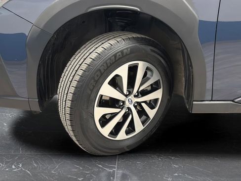 Used 2024 Subaru Outback Premium image 27