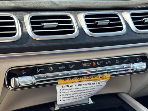 New 2026 Mercedes-Benz GLS 450 4MATIC image 24