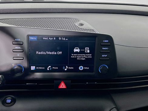 Certified 2025 Hyundai Elantra Sport FWD image 14