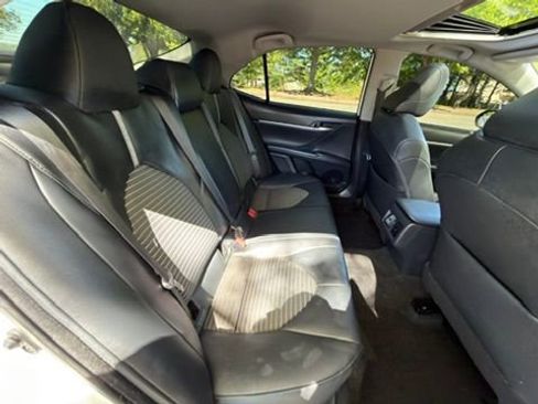 Used 2022 Toyota Camry SE w/ TRD Appearance Package (TMS) FWD image 28
