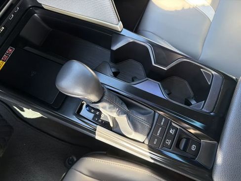 Certified 2025 Toyota Camry SE w/ Convenience Package image 24