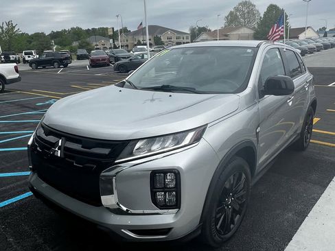 Used 2021 Mitsubishi Outlander Sport LE FWD image 1