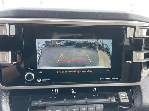 Used 2022 Toyota Tundra SR5 AWD/4WD image 15