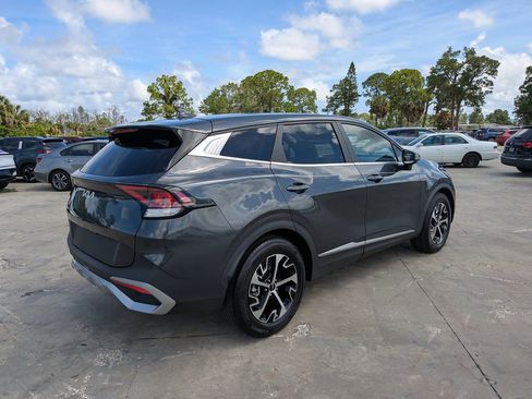 Certified 2023 Kia Sportage EX FWD image 8