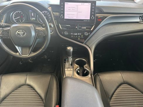 Used 2023 Toyota Camry SE w/ Audio Upgrade Package FWD image 16