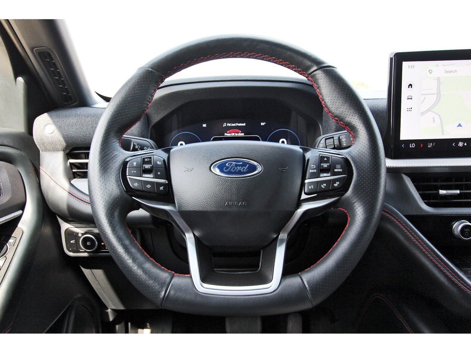 Used 2025 Ford Explorer ST-Line w/ Premium Package RWD image 15