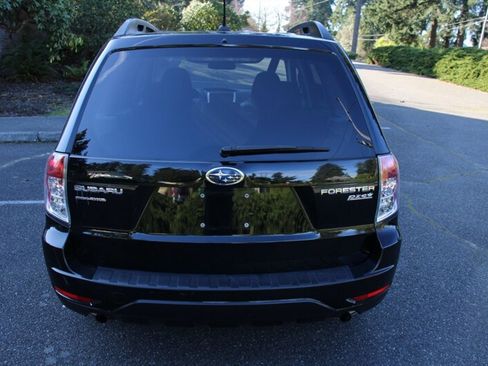 Used 2011 Subaru Forester 2.5X Premium w/ All-Weather Pkg image 11