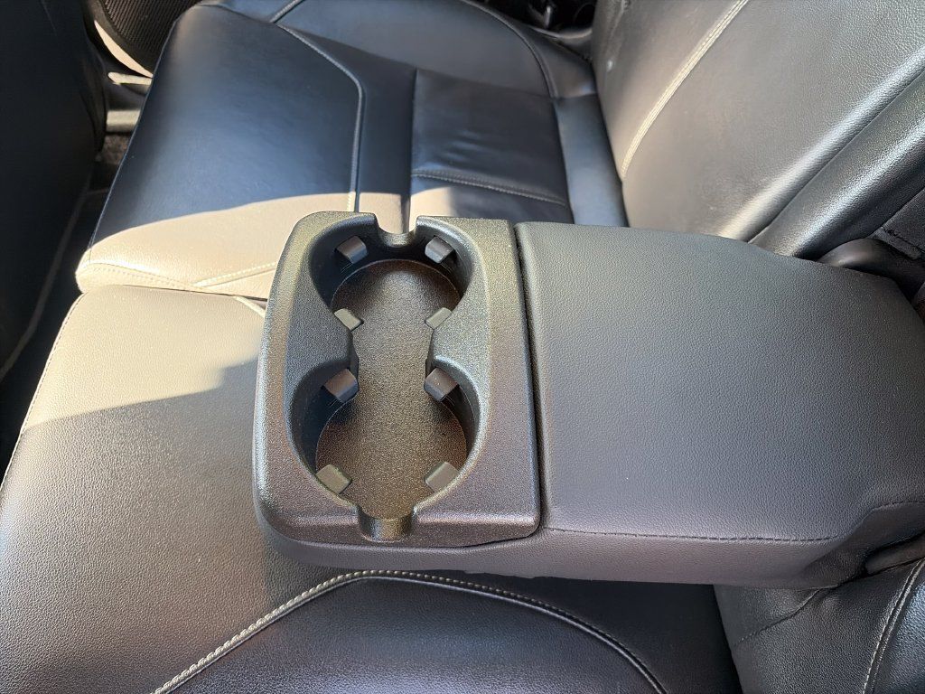 Used 2015 Ford Focus Titanium FWD image 35
