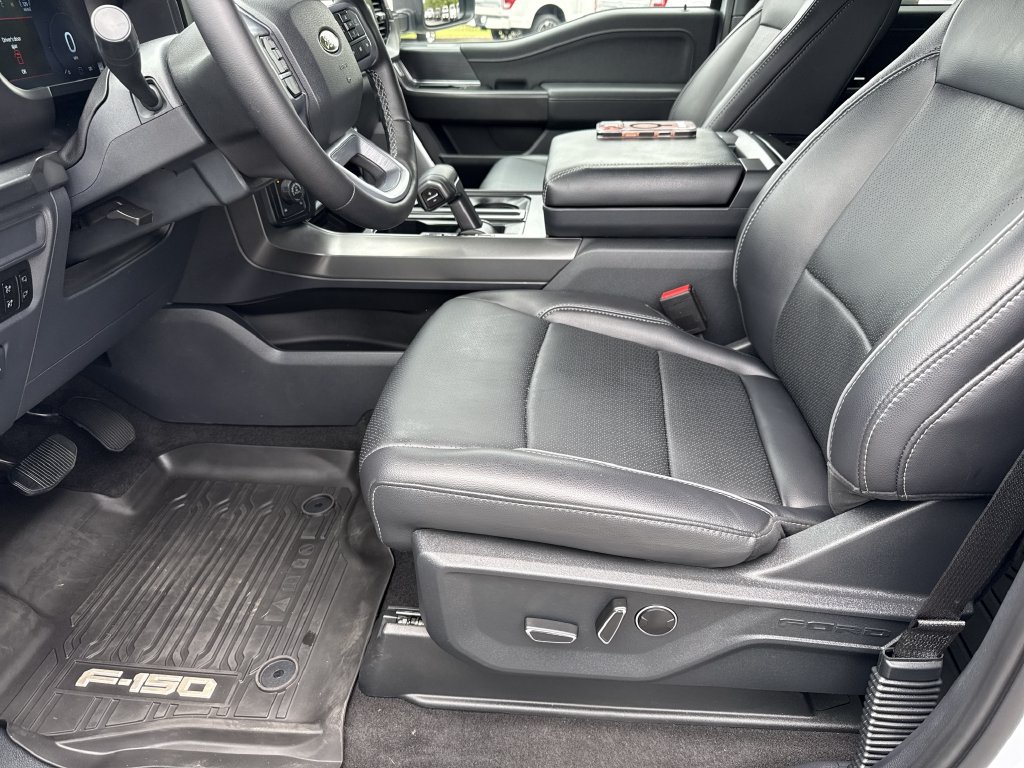 Used 2025 Ford F150 Lariat w/ Equipment Group 502A High AWD/4WD image 9