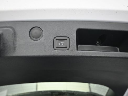 New 2026 Chevrolet Equinox LT FWD image 29