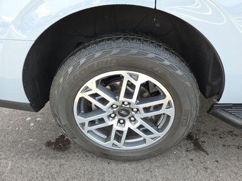 Used 2025 Ford Expedition Active image 7