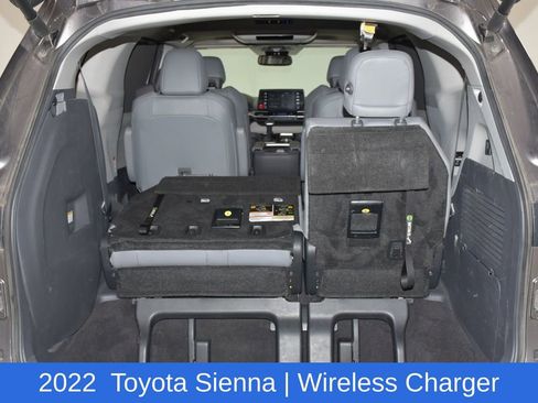Used 2022 Toyota Sienna XLE w/ XLE Plus Package FWD image 31