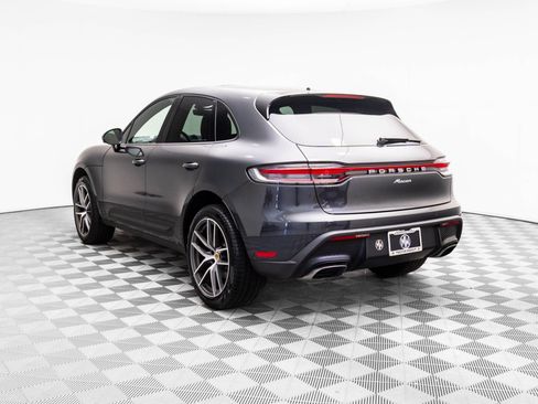 Certified 2025 Porsche Macan image 3