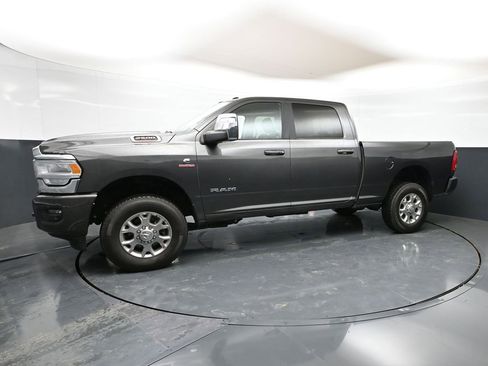 Used 2024 RAM 2500 Laramie AWD/4WD image 7