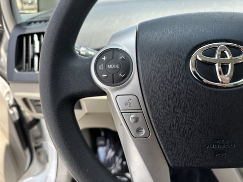 Used 2012 Toyota Prius Three FWD image 19
