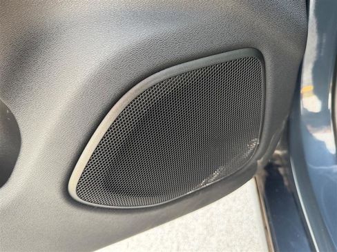 Used 2023 Volvo S60 B5 Core image 30