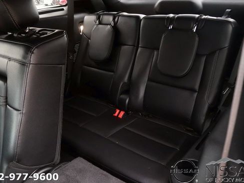 Used 2023 Ford Explorer Limited image 15