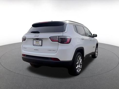 Used 2025 Jeep Compass Limited image 14