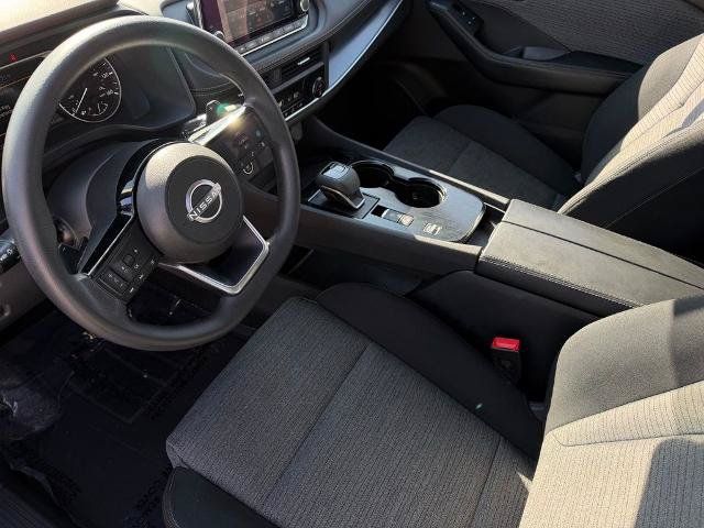 Certified 2023 Nissan Rogue SV FWD image 17