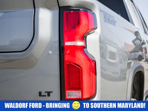 Used 2025 Chevrolet Silverado 2500 LT w/ Trail Boss Package image 6
