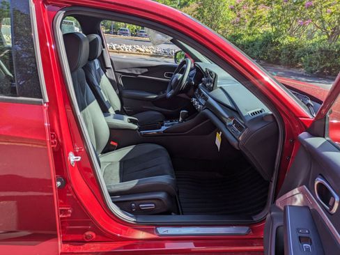 New 2025 Acura Integra A-Spec image 34