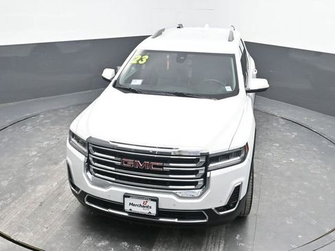 Used 2023 GMC Acadia SLT image 22