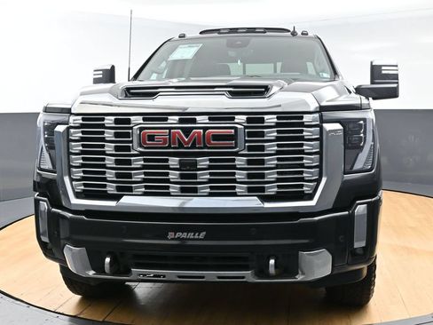 Used 2024 GMC Sierra 2500 Denali w/ Denali Reserve Package AWD/4WD image 5