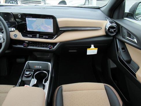 New 2026 Chevrolet Equinox ACTIV w/ Convenience Package III image 15