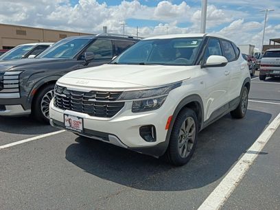 Used 2025 Kia Seltos LX
