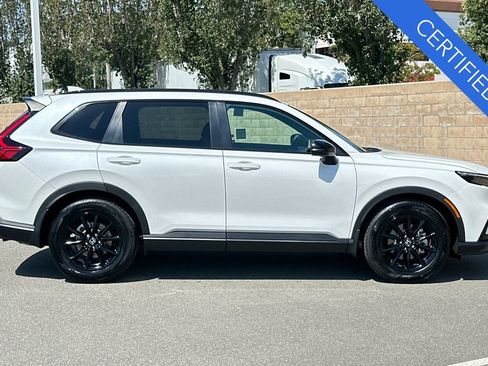 Used 2026 Honda CR-V Sport image 3