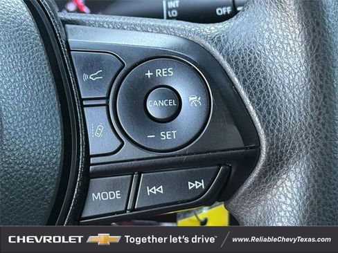 Used 2019 Toyota RAV4 LE image 15